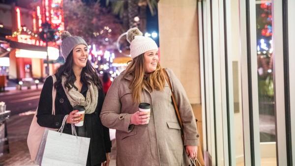 Women shopping at night